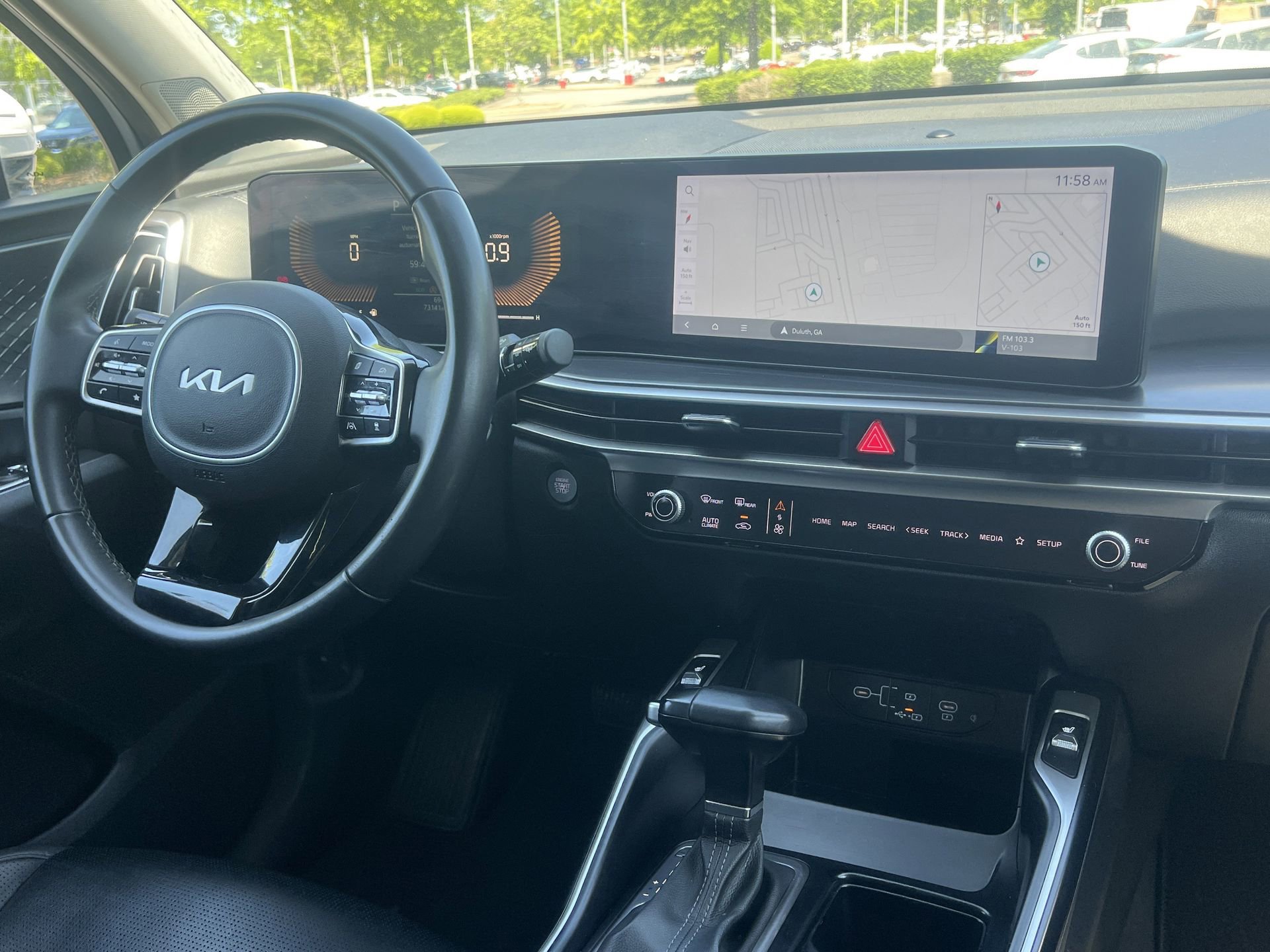 Used 2024 Kia Sorento S image 3