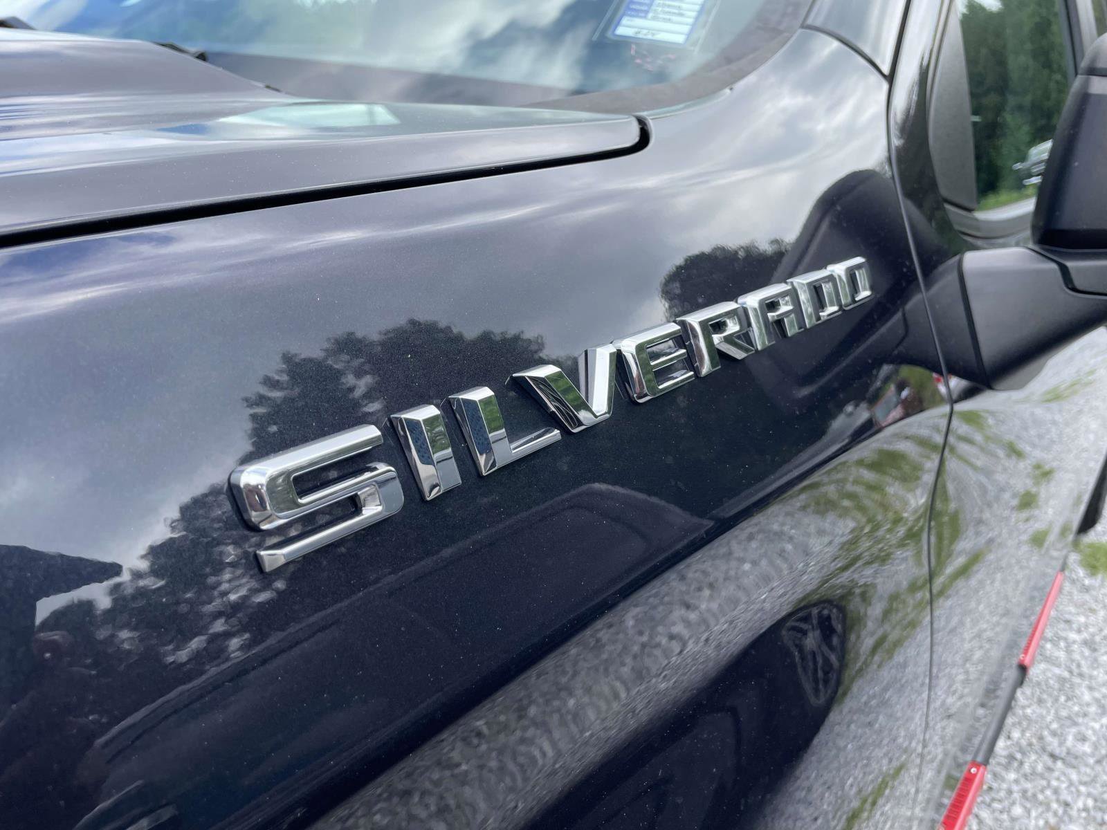 Used 2022 Chevrolet Silverado 1500 Custom RWD image 7