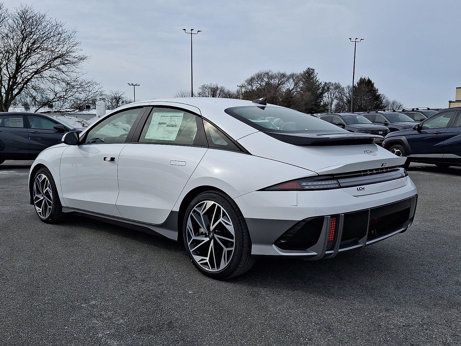 New 2025 Hyundai Ioniq 6 SEL image 4