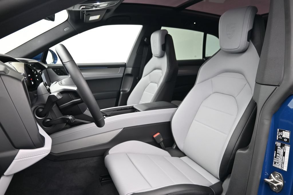 New 2026 Porsche Cayenne Electric AWD/4WD image 5