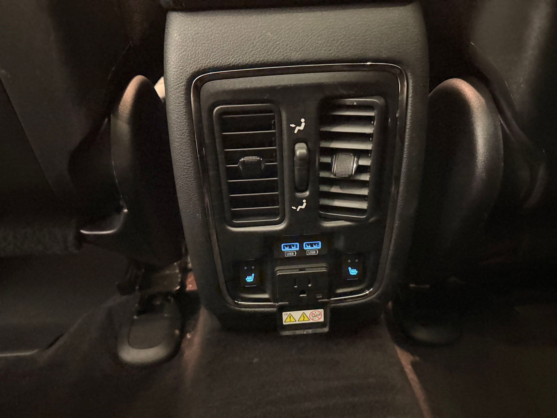 Used 2018 Jeep Grand Cherokee Limited AWD/4WD image 26