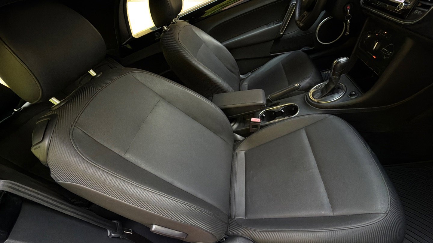 Used 2014 Volkswagen Beetle R-Line FWD image 19