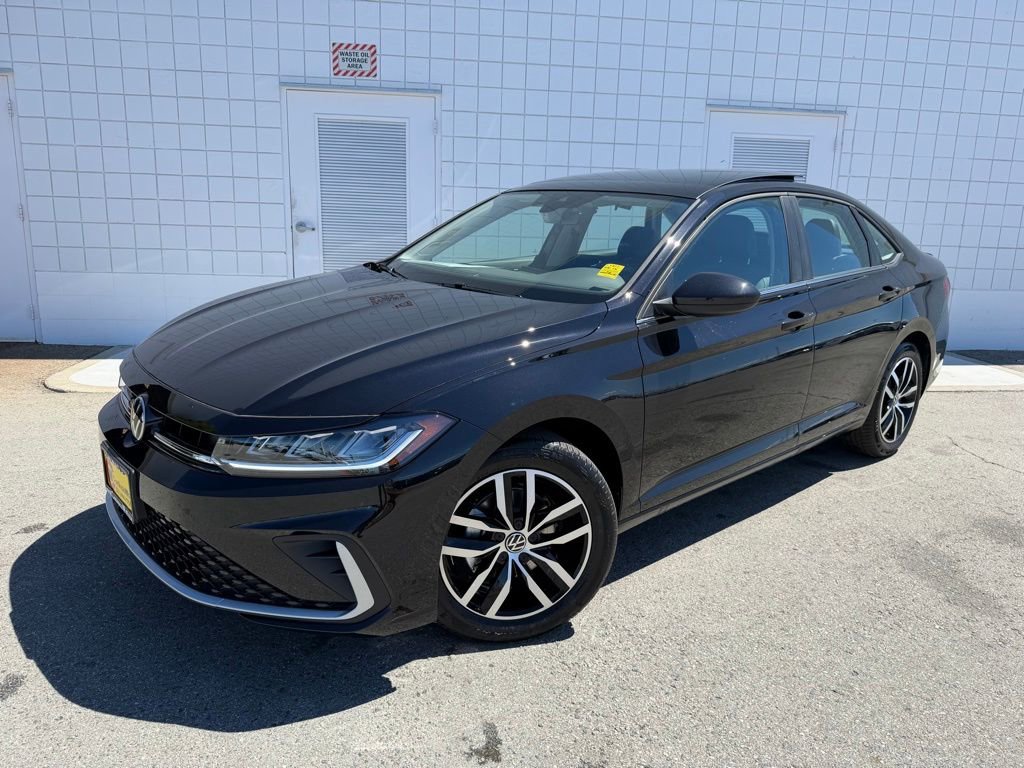 New 2026 Volkswagen Jetta SE