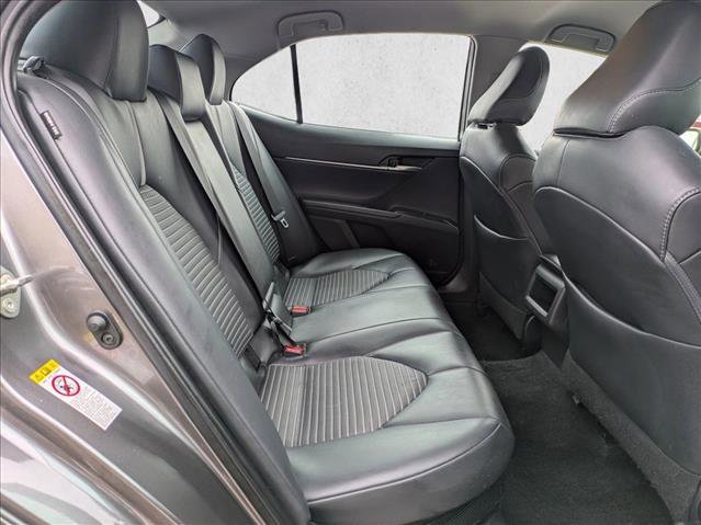 Used 2019 Toyota Camry SE image 18
