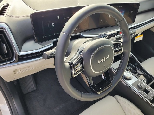 Used 2025 Kia Sorento SX Prestige image 24