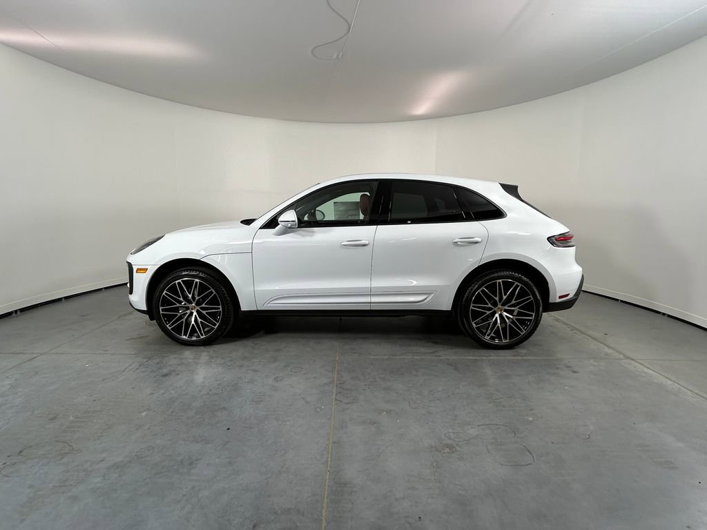 New 2026 Porsche Macan AWD/4WD image 2