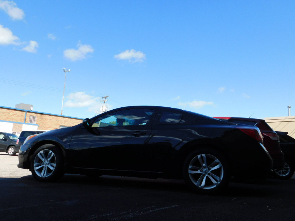 Used 2010 Nissan Altima 2.5 S w/ Premium Pkg FWD image 8