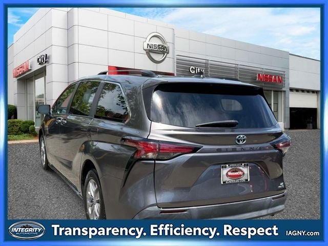 Used 2022 Toyota Sienna LE FWD image 6
