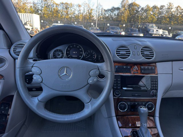 Used 2005 Mercedes-Benz CLK 500 Coupe image 26