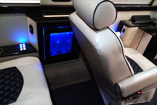 Used 2016 Mercedes-Benz Sprinter 2500 image 23