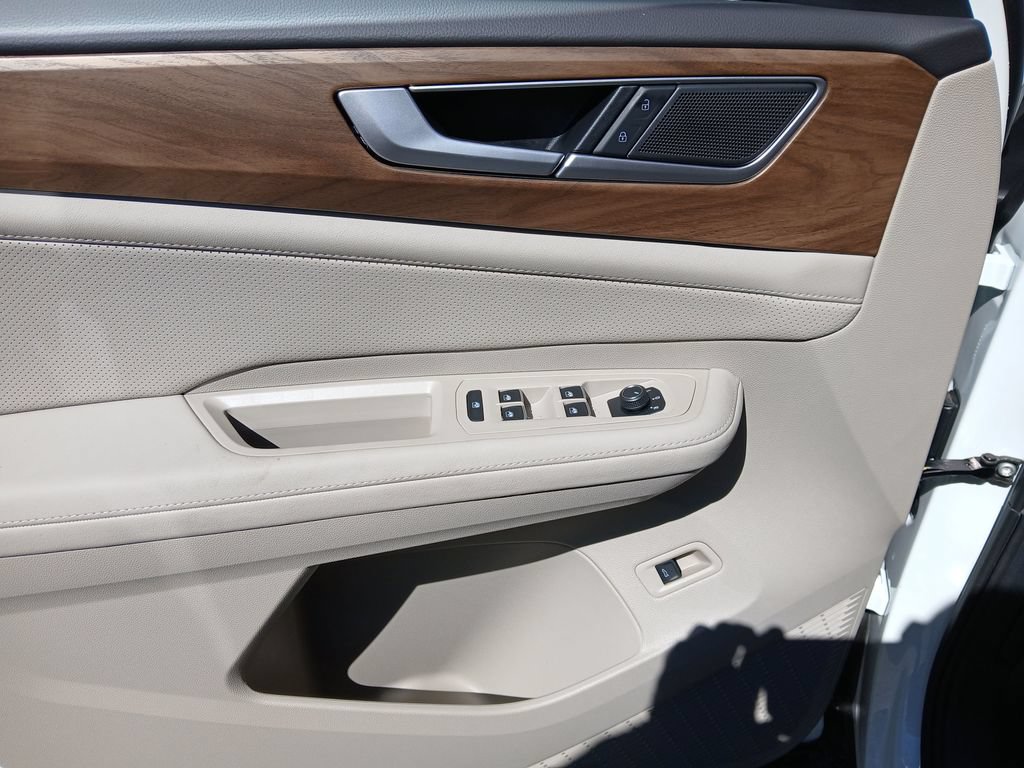 New 2026 Volkswagen Atlas SE FWD image 11