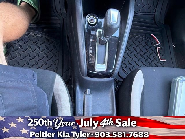 Used 2022 Nissan Versa SV FWD image 20