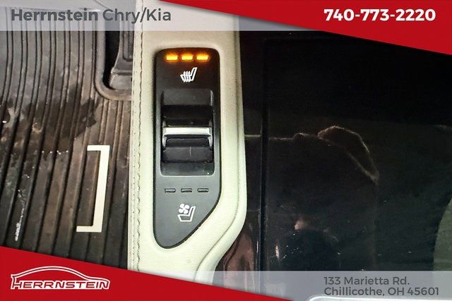 Used 2022 Kia Telluride EX w/ EX Premium Package image 18