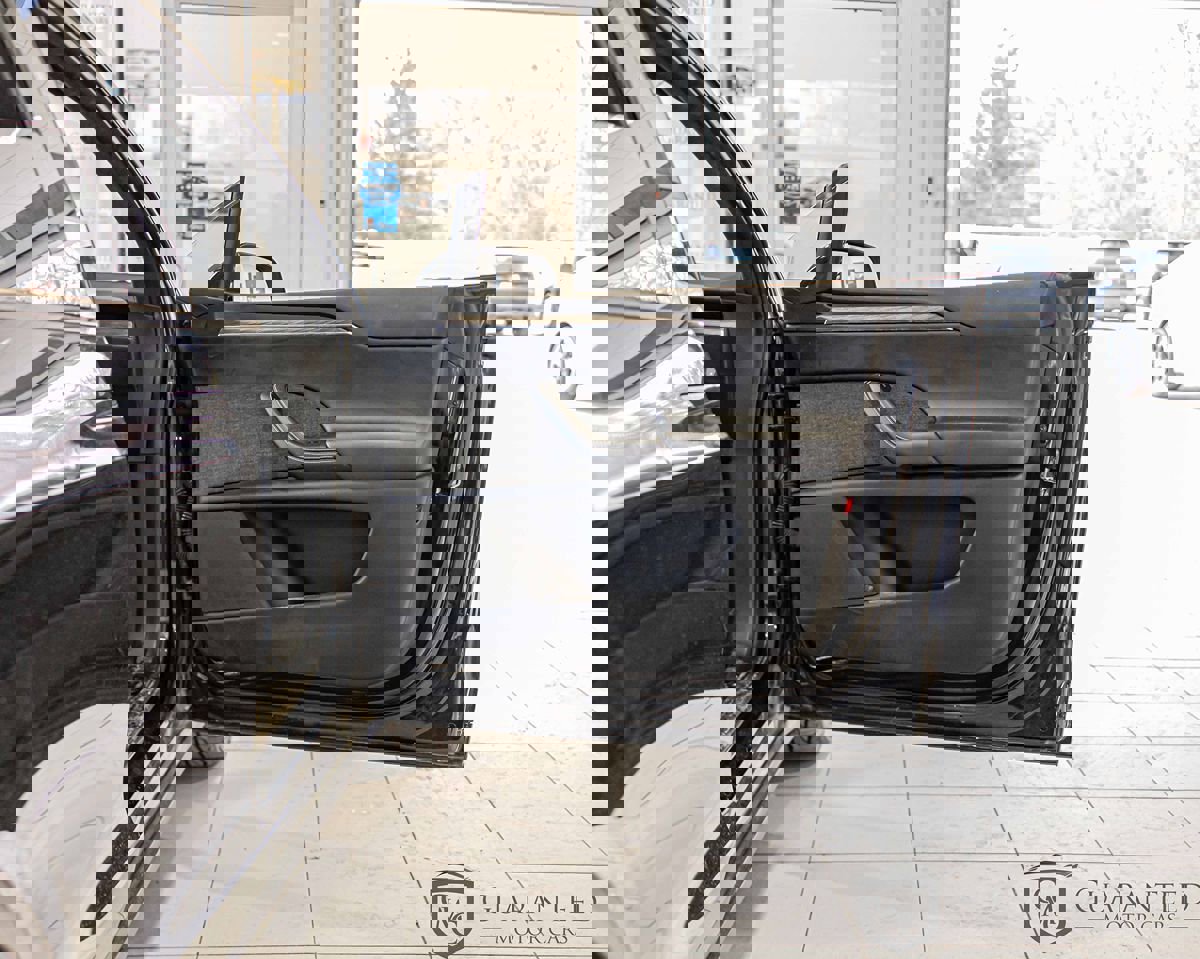 Used 2022 Tesla Model X image 35