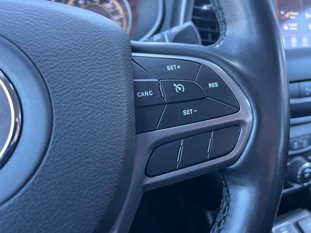 Used 2021 Jeep Cherokee Latitude Plus w/ Sun & Sound Group image 27