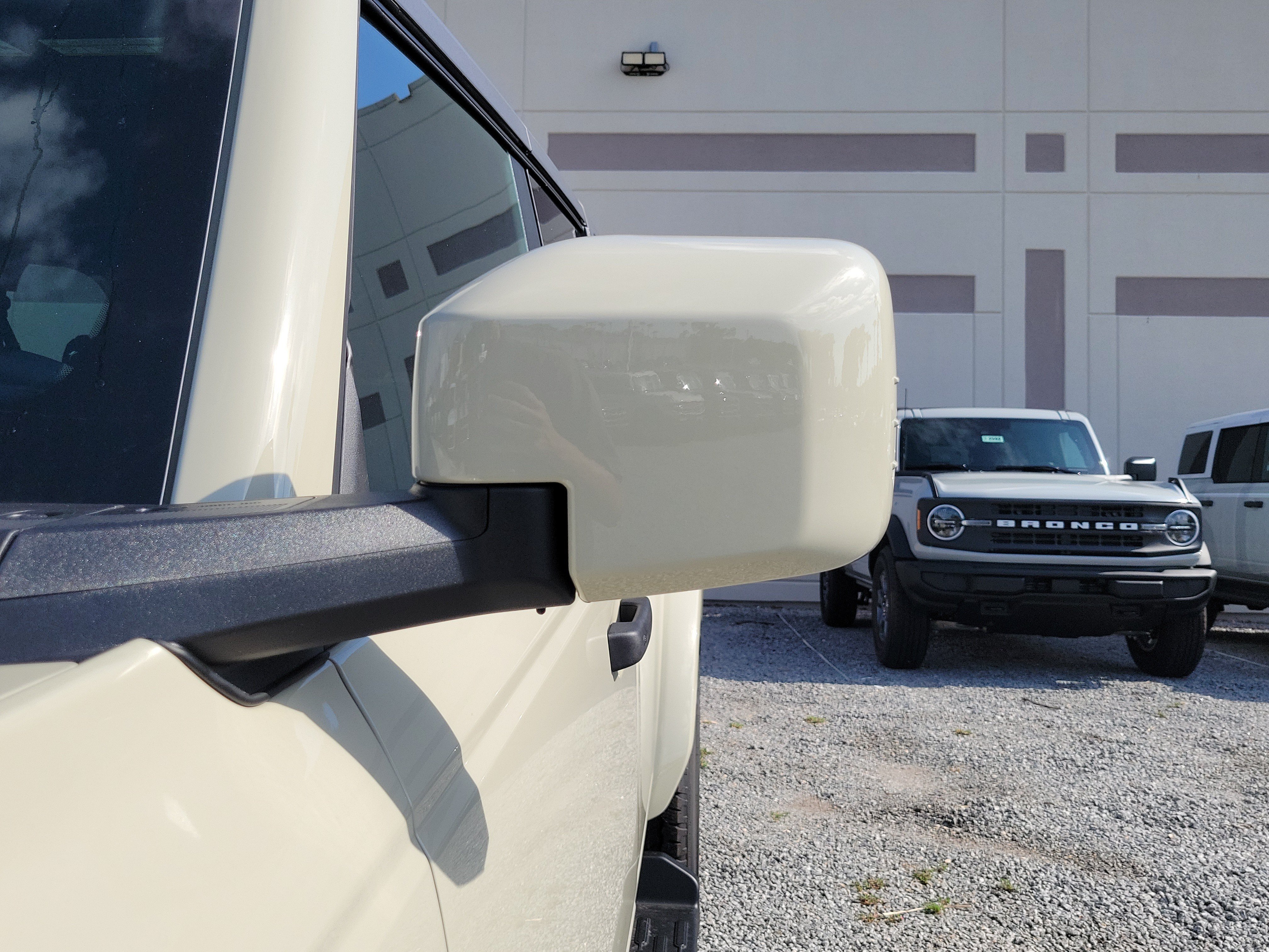 New 2026 Ford Bronco Outer Banks AWD/4WD image 5
