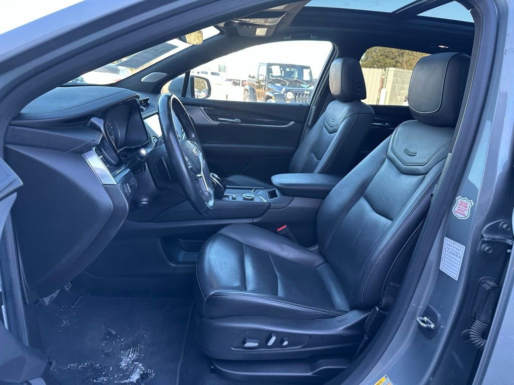 Used 2023 Cadillac XT5 Premium Luxury image 13