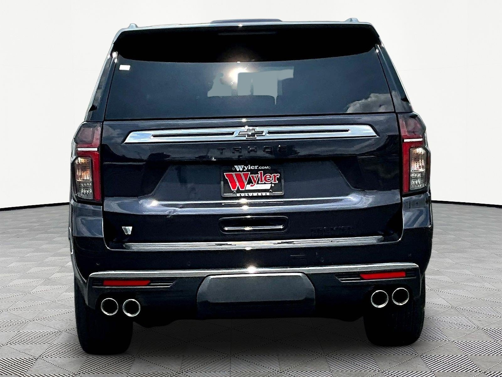 Used 2023 Chevrolet Tahoe Premier w/ Advanced Technology Package AWD/4WD image 5