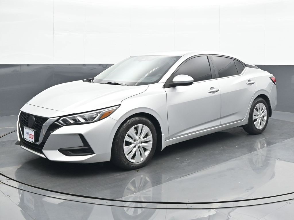 Used 2022 Nissan Sentra S image 2