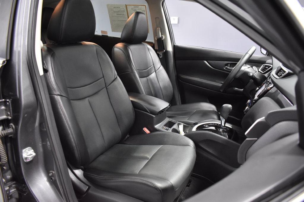 Used 2015 Nissan Rogue SL w/ SL Premium Package AWD/4WD image 13