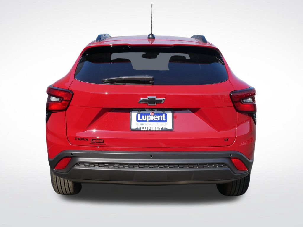 New 2026 Chevrolet Trax LT w/ Driver Confidence Package FWD image 5