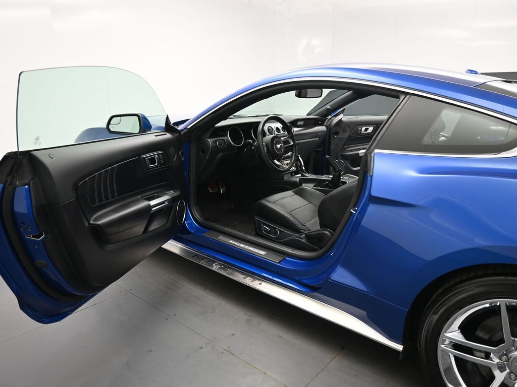 Used 2018 Ford Mustang GT Premium w/ GT Performance Package image 9