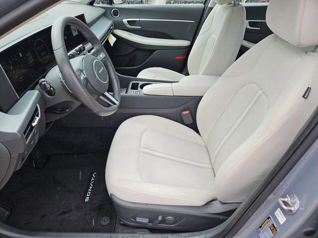 Used 2024 Hyundai Sonata SEL w/ Convenience Package FWD image 10