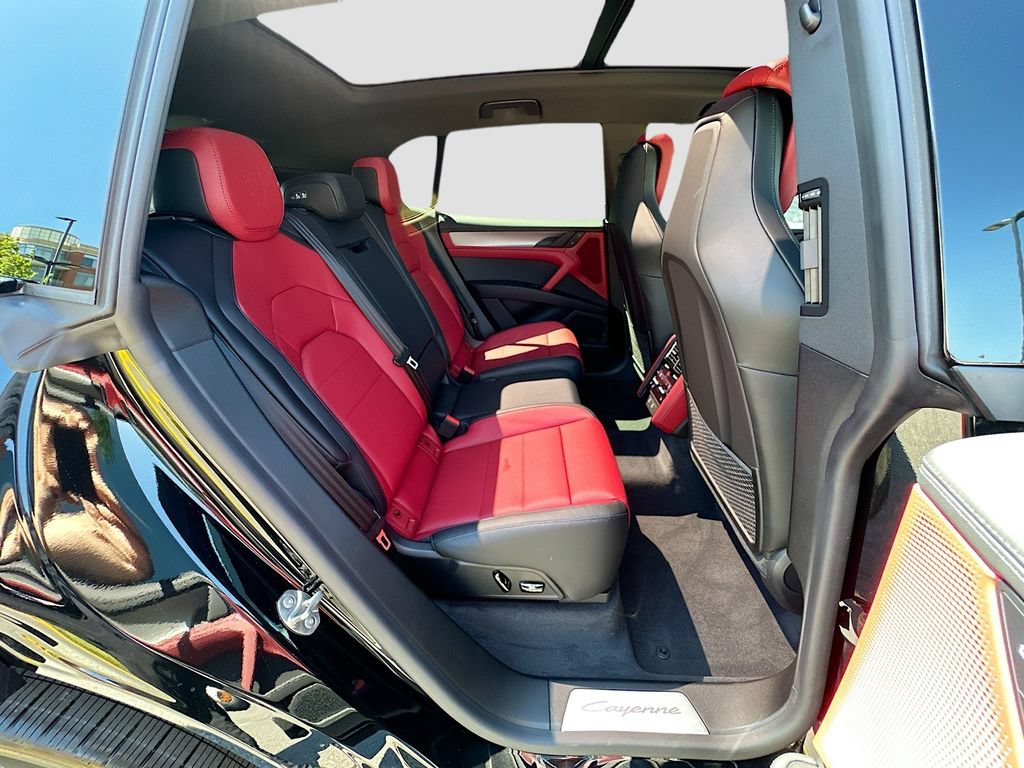 New 2026 Porsche Cayenne Electric AWD/4WD image 29