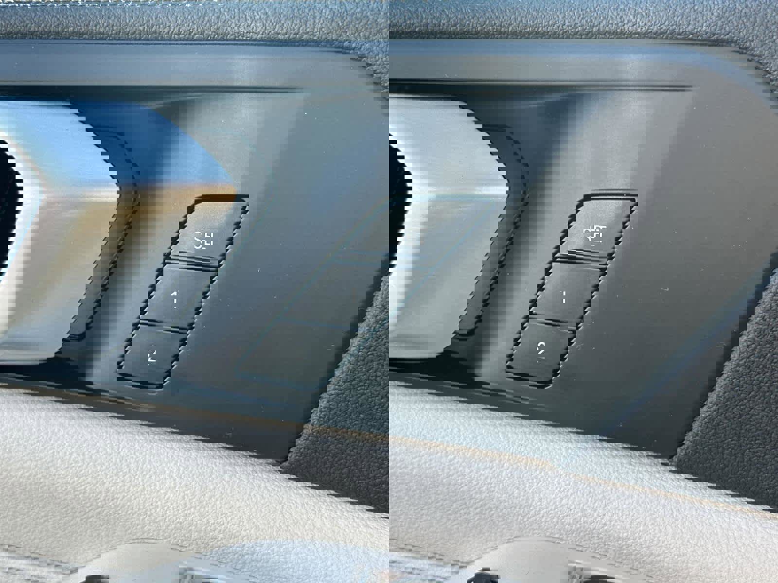 Used 2021 BMW X5 sDrive40i w/ Convenience Package image 31