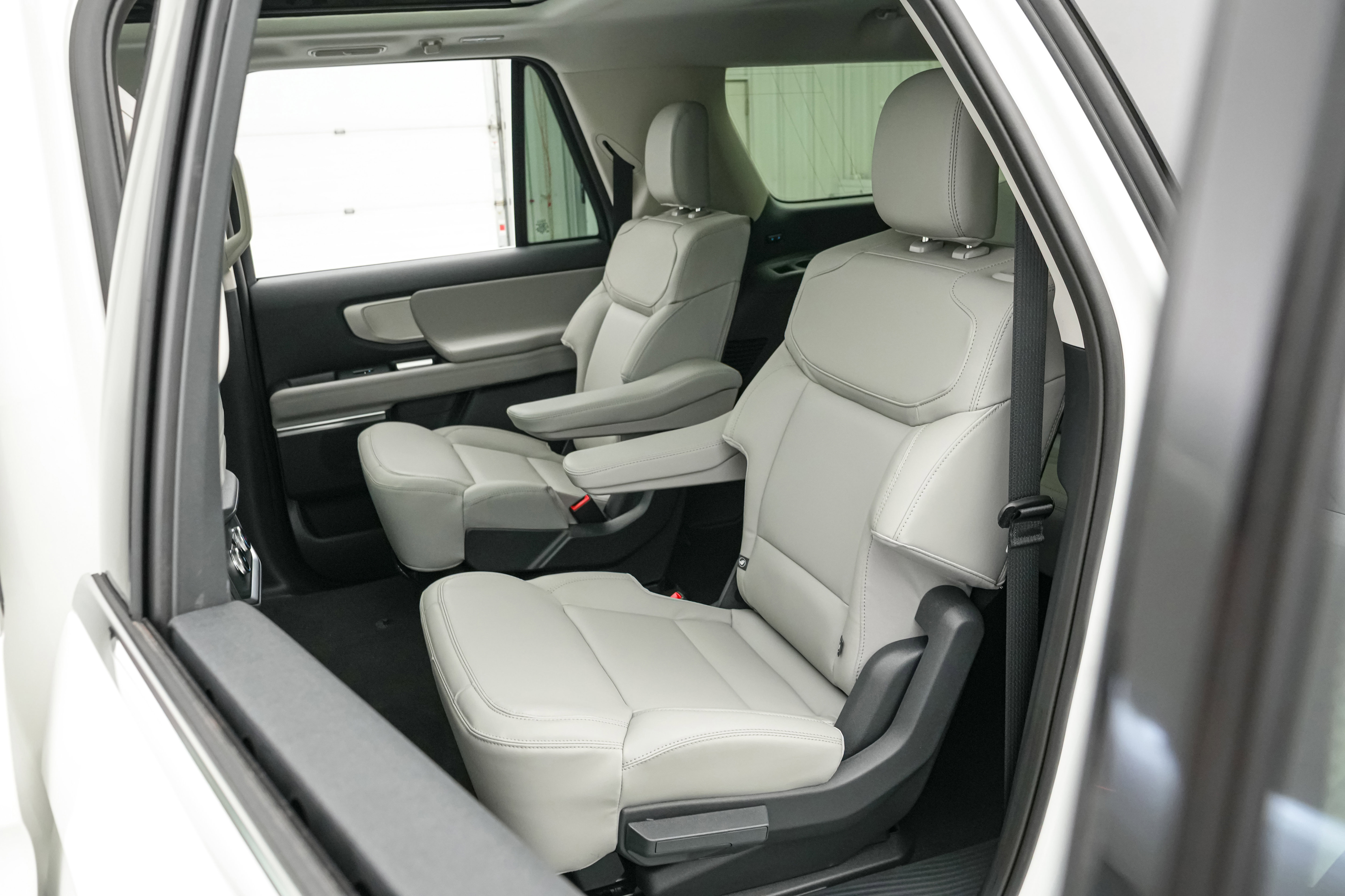 New 2026 Ford Expedition Max Active image 23