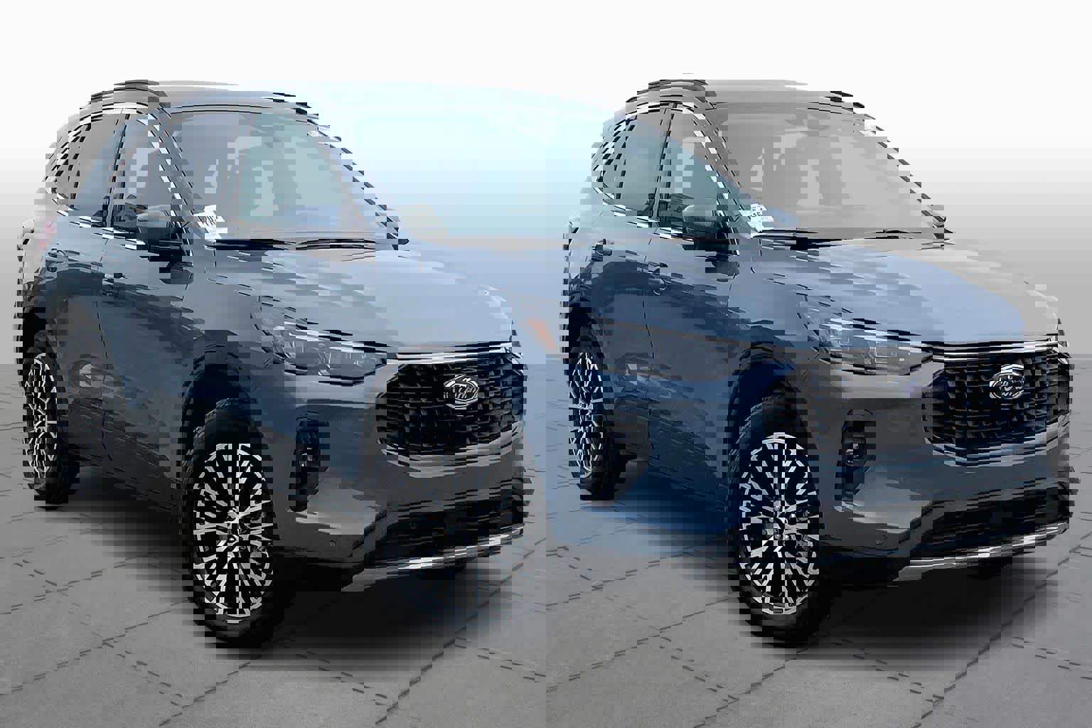 Certified 2025 Ford Escape SE w/ PHEV Premium Package image 3