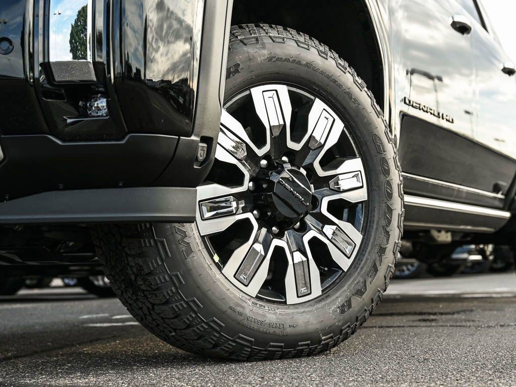 New 2026 GMC Sierra 3500 Denali image 6