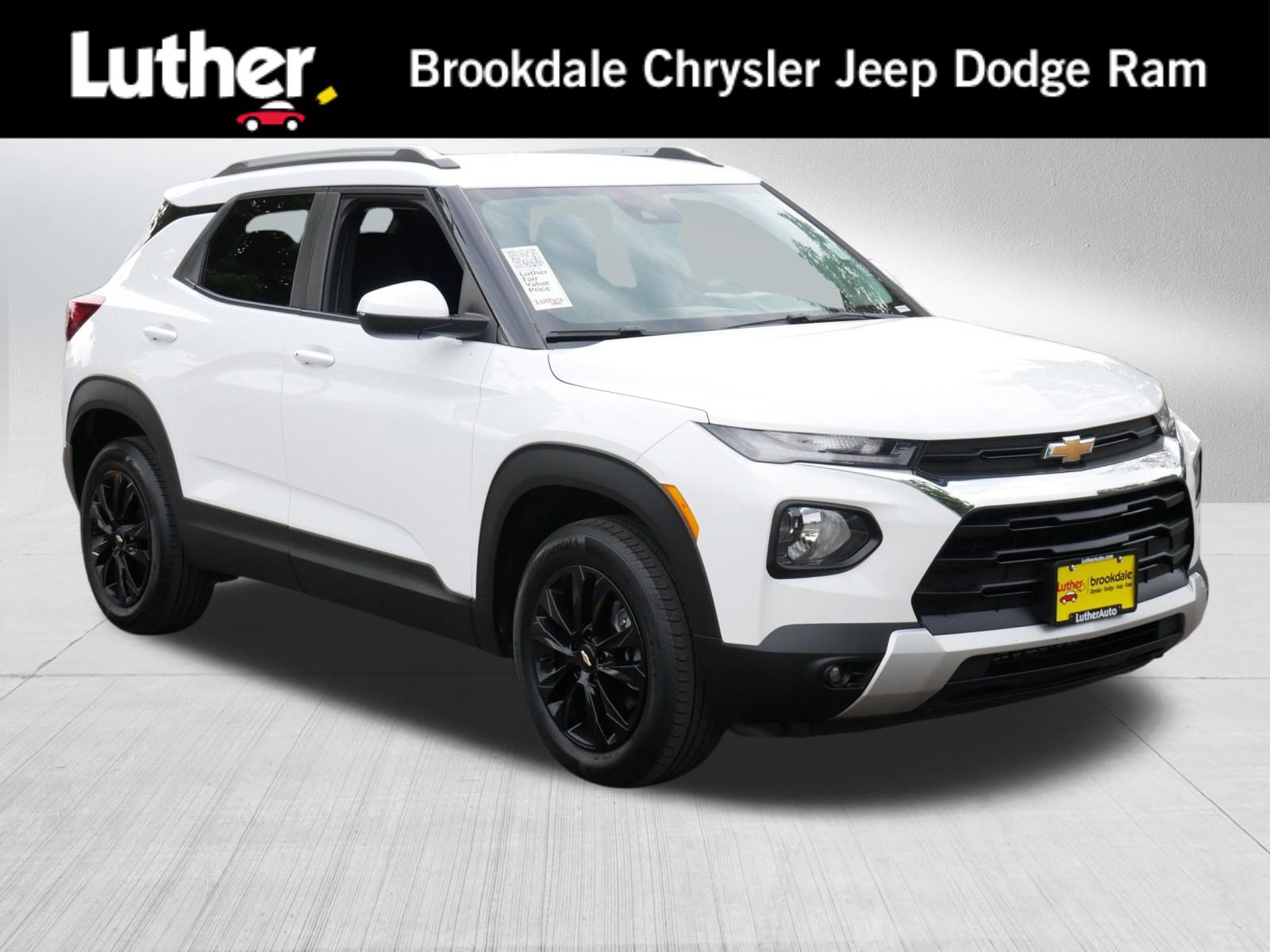 Used 2023 Chevrolet TrailBlazer LT w/ Convenience Package AWD/4WD image 1