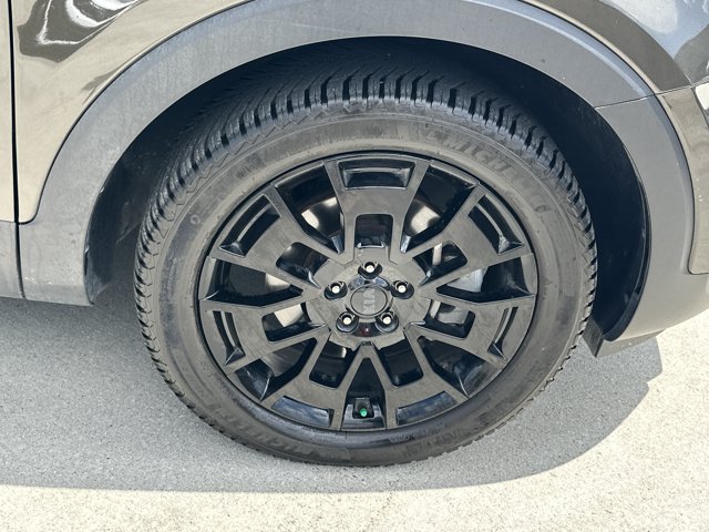 Used 2021 Kia Telluride SX w/ Nightfall Edition Package AWD/4WD image 15
