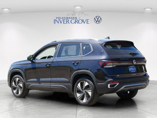 New 2026 Volkswagen Taos SE AWD/4WD image 3