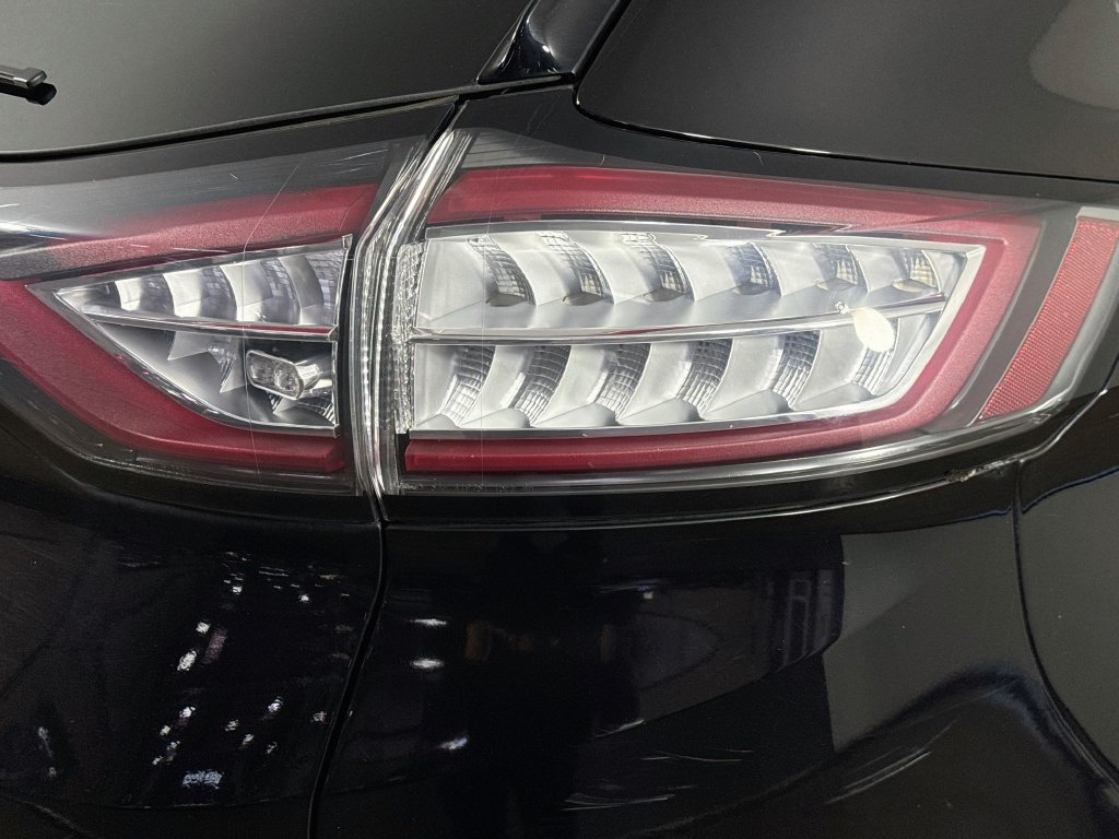 Used 2018 Ford Edge Sport w/ Equipment Group 401A AWD/4WD image 34