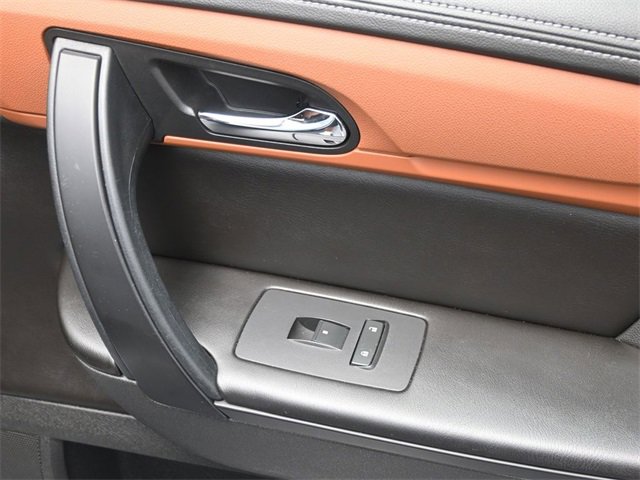 Used 2017 Chevrolet Traverse LT image 38