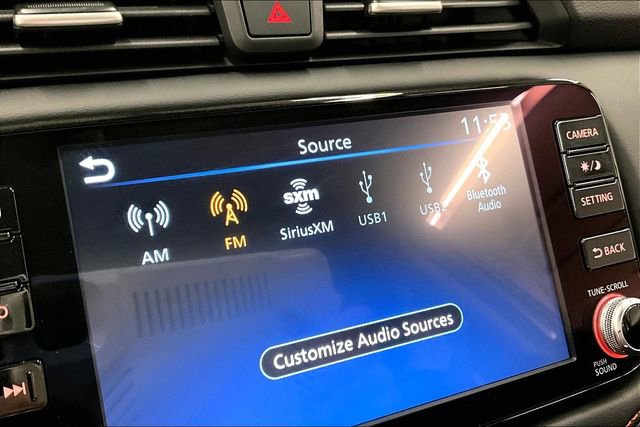 New 2025 Nissan Versa SR w/ Trunk Package image 27