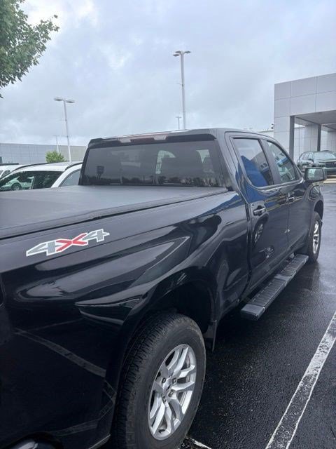Used 2021 Chevrolet Silverado 1500 RST AWD/4WD image 3