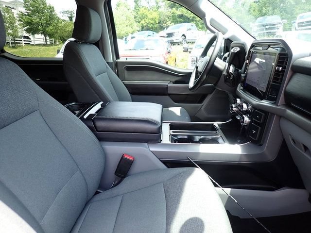 Used 2025 Ford F150 XLT w/ Equipment Group 302A MID AWD/4WD image 10