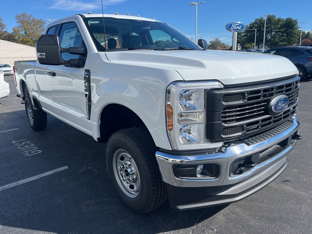 New 2026 Ford F250 XL w/ XL Chrome Package image 7