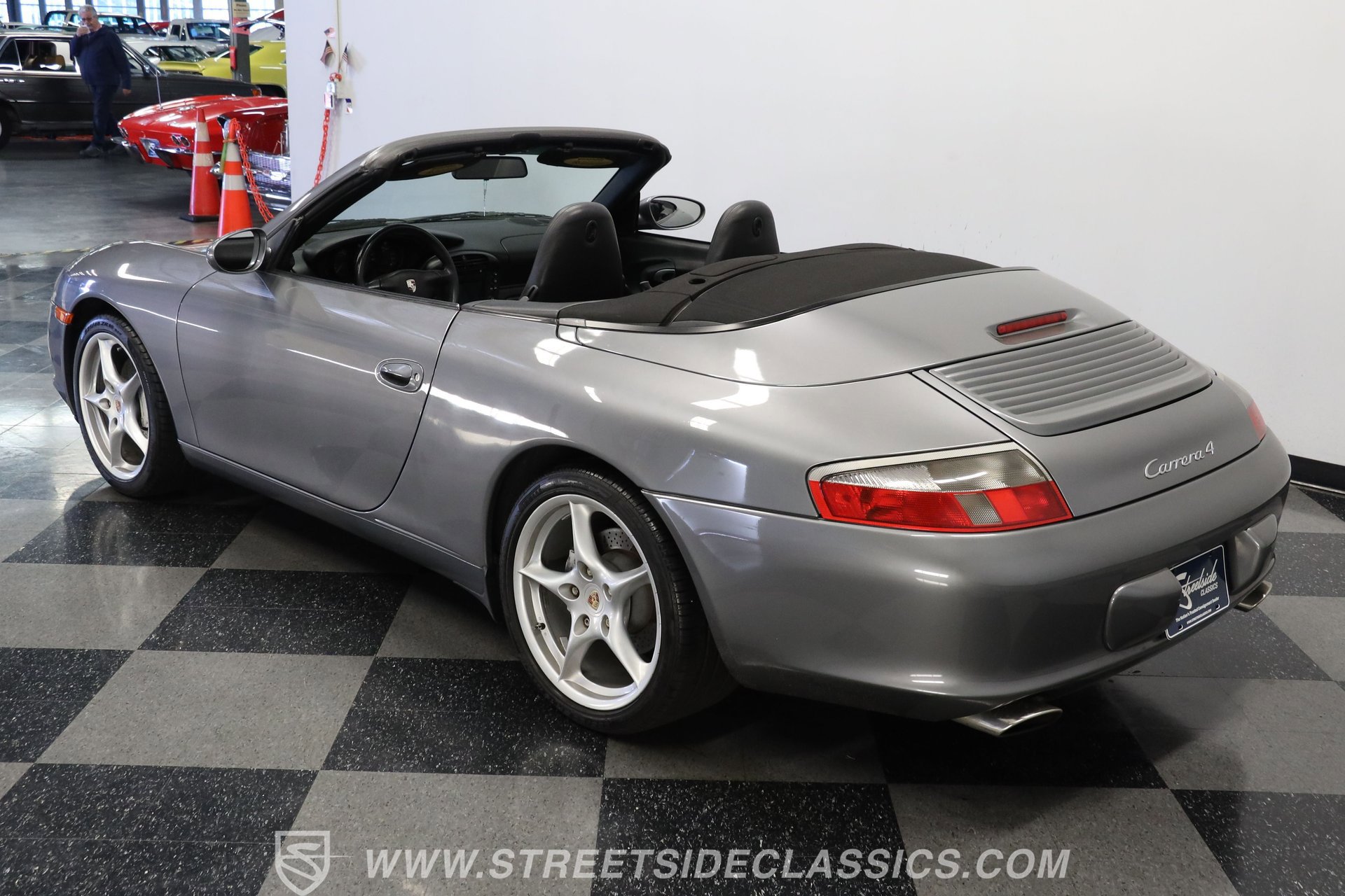 Used 2002 Porsche 911 Carrera 4 image 6