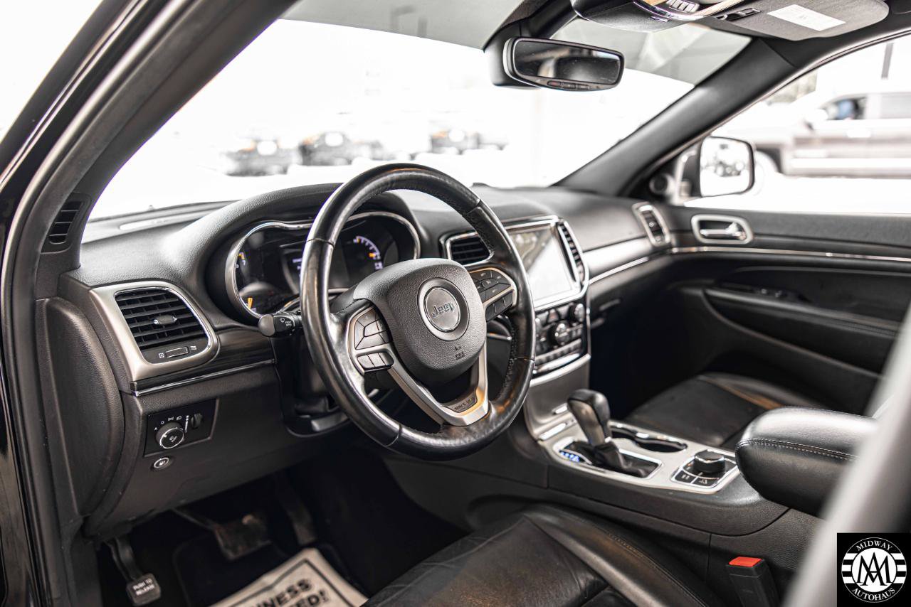Used 2019 Jeep Grand Cherokee Limited AWD/4WD image 13