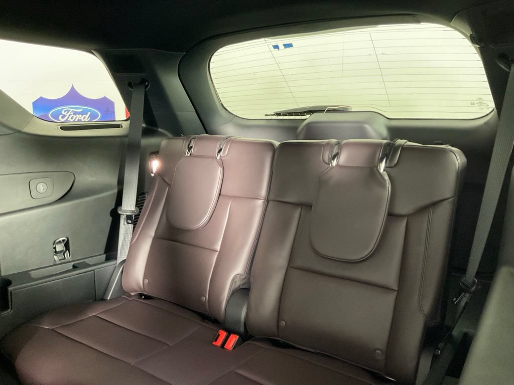New 2026 Ford Explorer Platinum RWD image 17