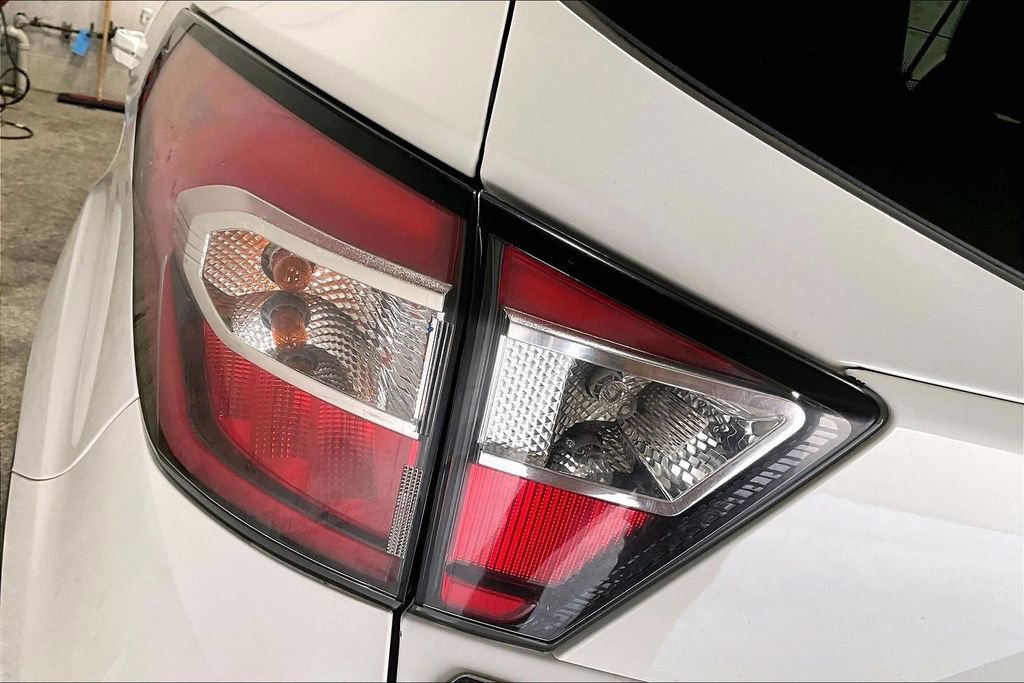 Used 2018 Ford Escape SEL w/ Canadian Touring Package image 23