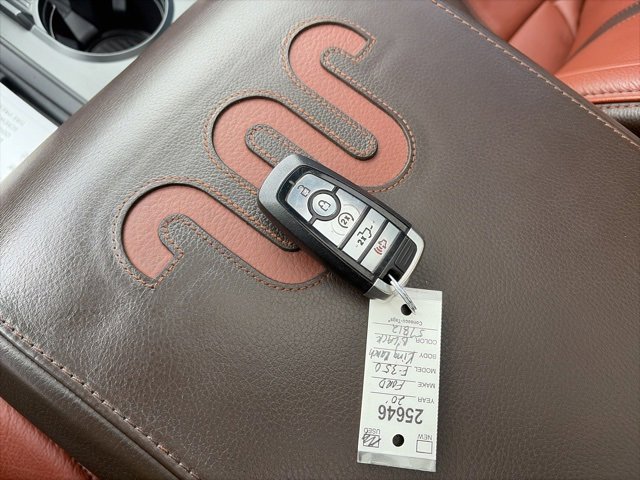 Used 2020 Ford F350 King Ranch w/ FX4 Off-Road Package image 26