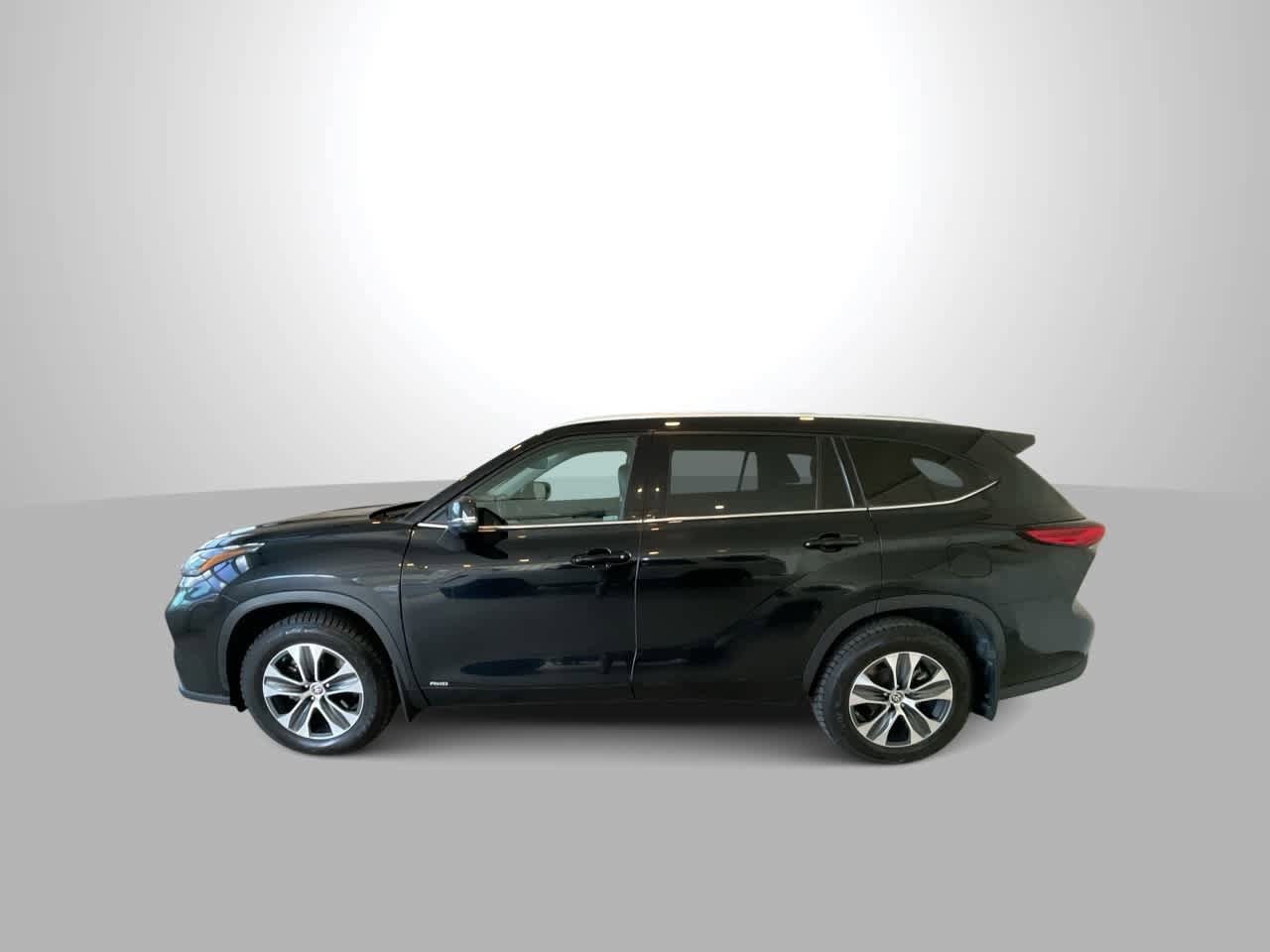 Used 2022 Toyota Highlander XLE image 5
