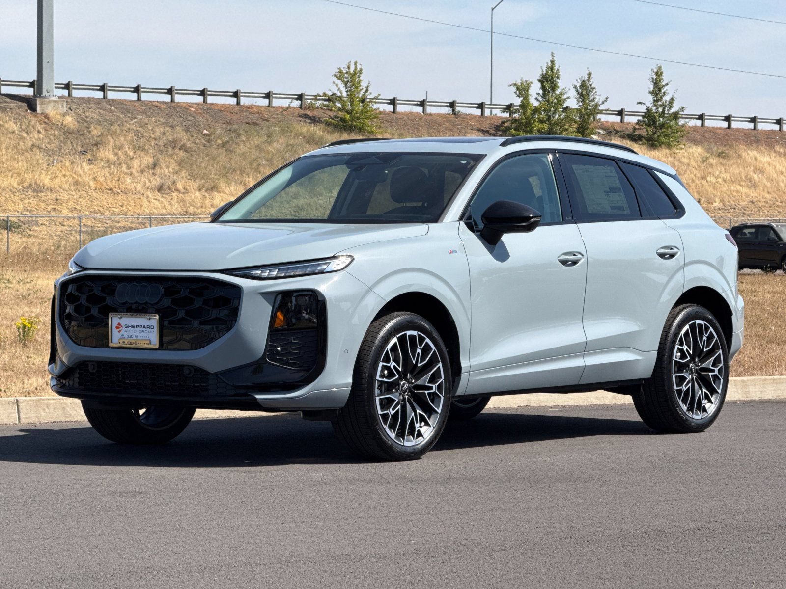 New 2026 Audi Q3 quattro 2.0T AWD/4WD image 7