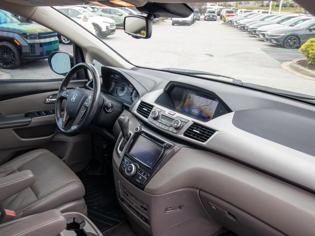 Used 2016 Honda Odyssey Touring Elite image 19