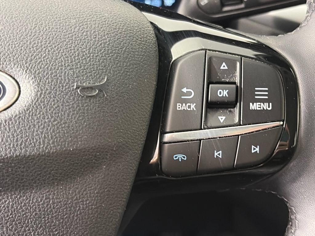 Used 2024 Ford Escape Platinum w/ Premium Technology Package AWD/4WD image 18